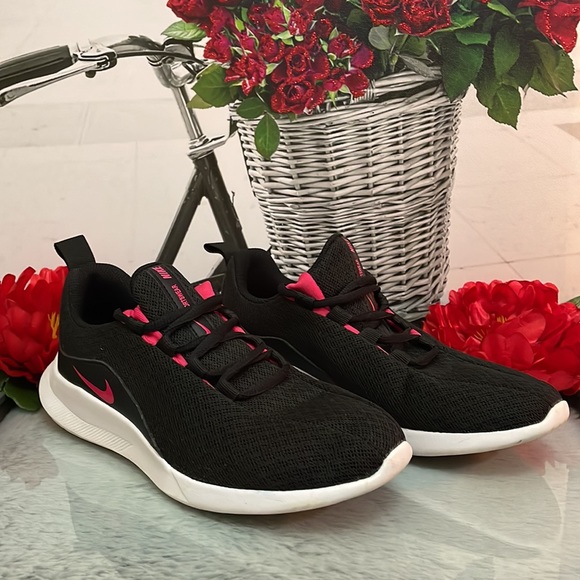 Nike Viale Sportswear Shoes - Picture 6 of 16